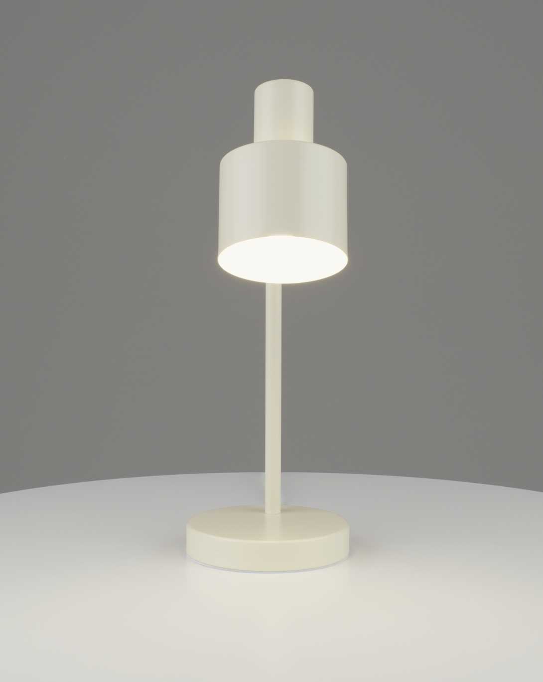 Лампа настольная Moderli Artis V11264-1T