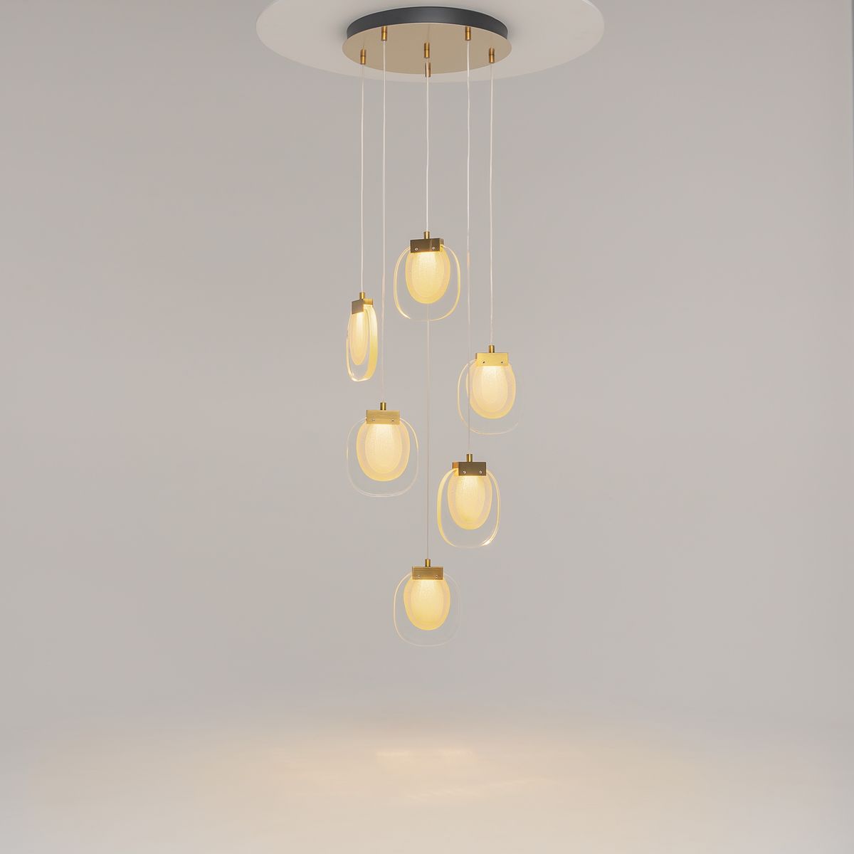 Подвесной светодиодный светильник Maytoni Modern Biology MOD367PL-L18BBSK