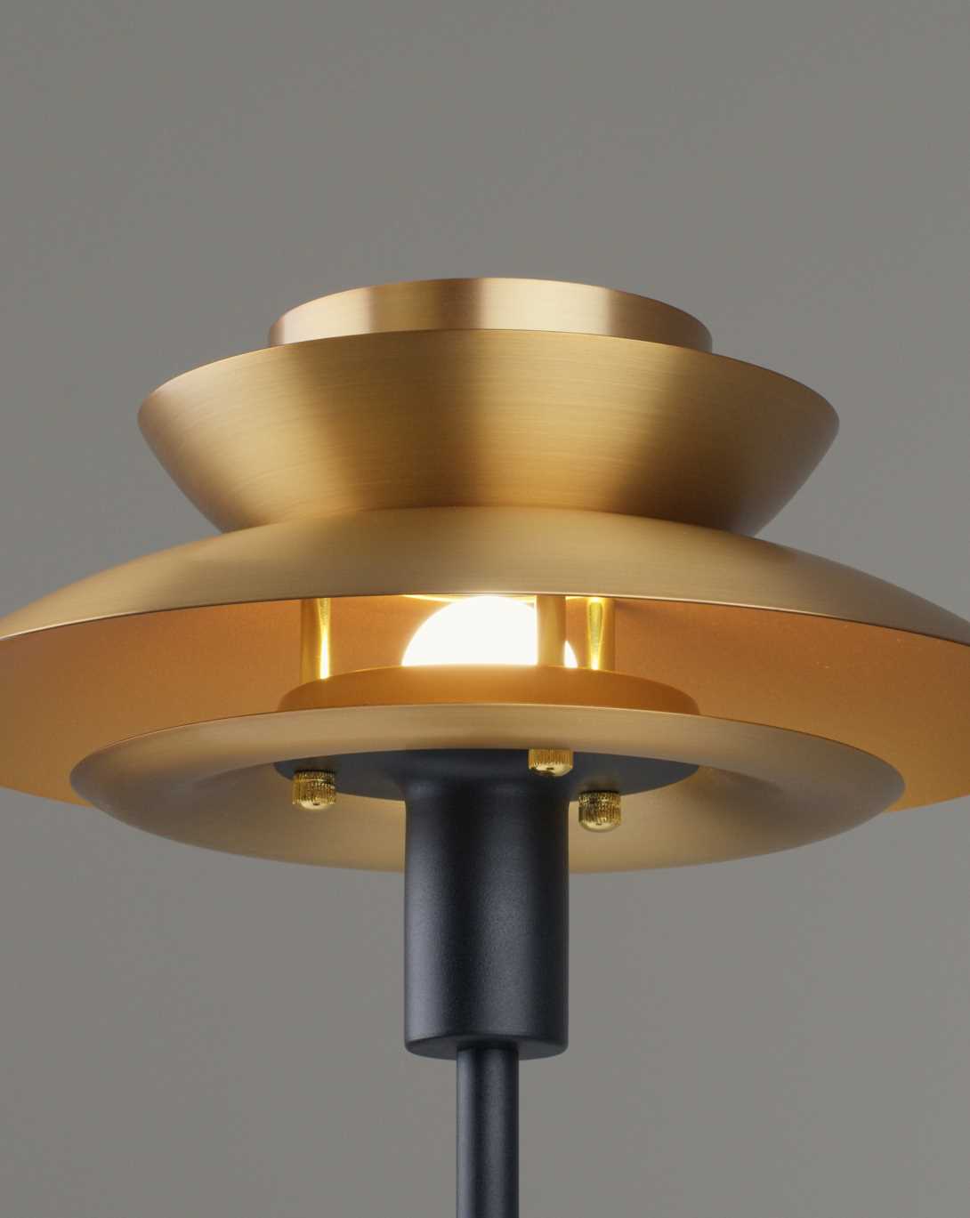 Лампа настольная Moderli Shaggy V11298-1T