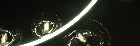 Модные люстры 2024–2025: Как современные светильники обретают тренд на индивидуальность?