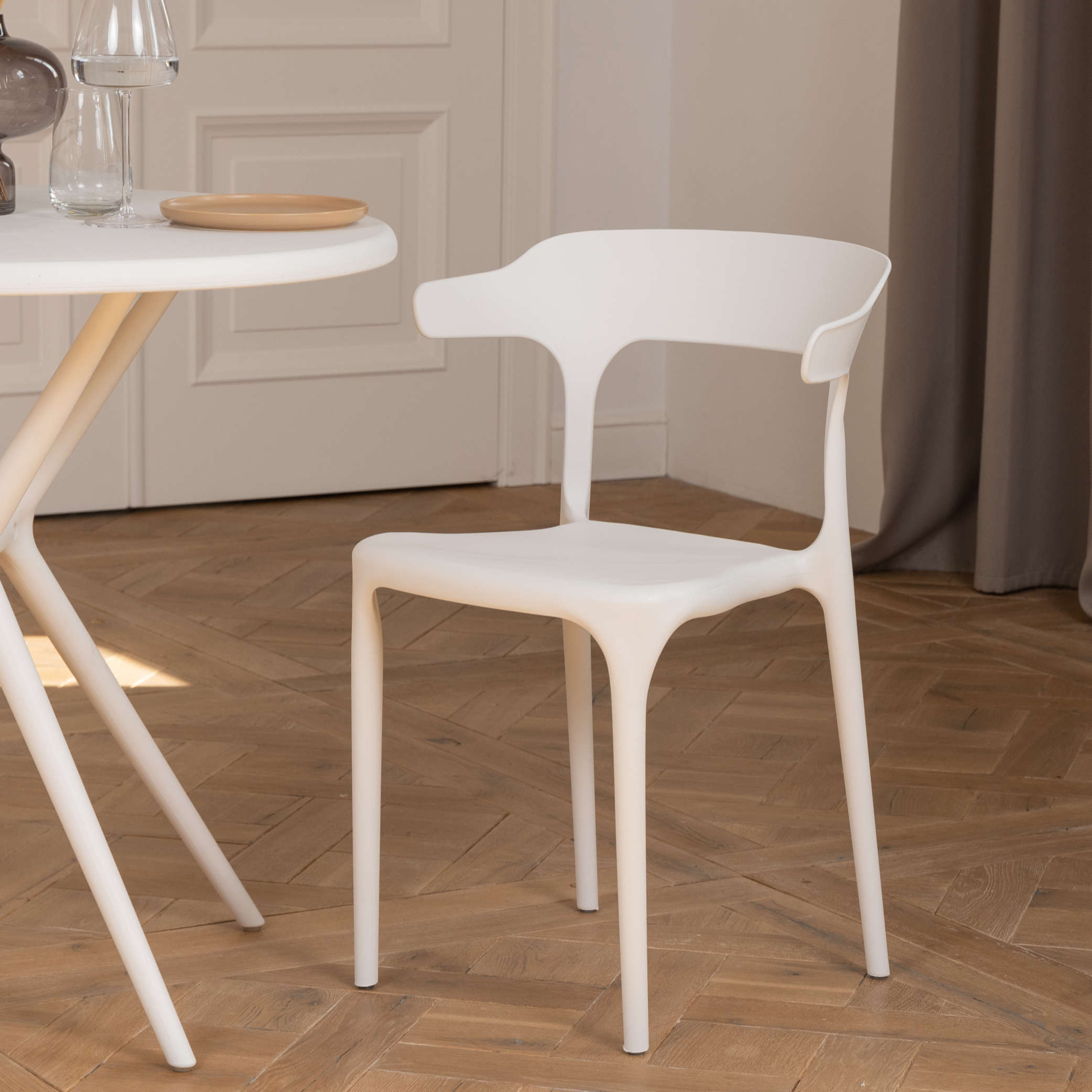 Стул STEPP ENOVA белый