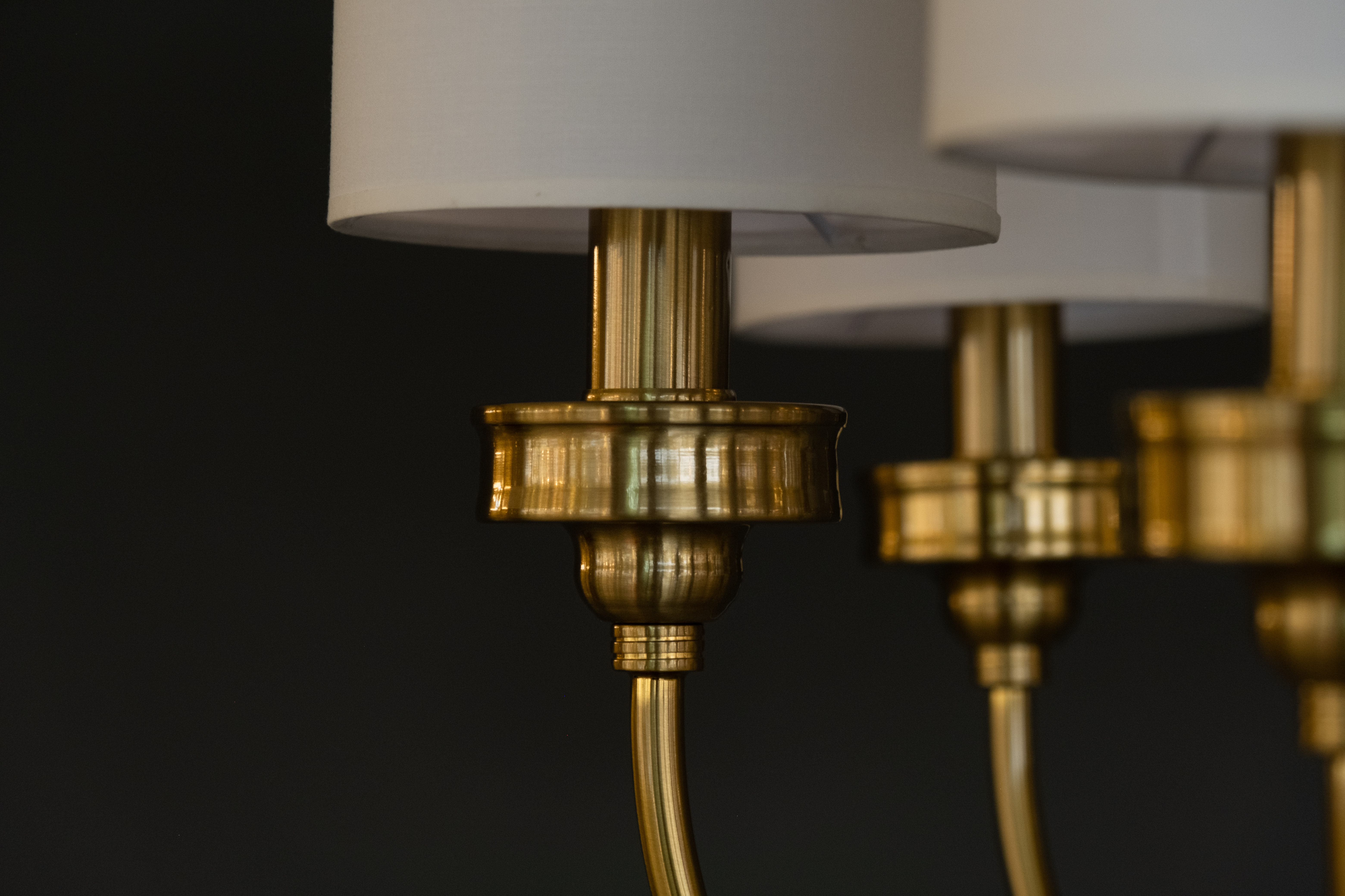 Люстра Milosh tendence 0925CL-10GD