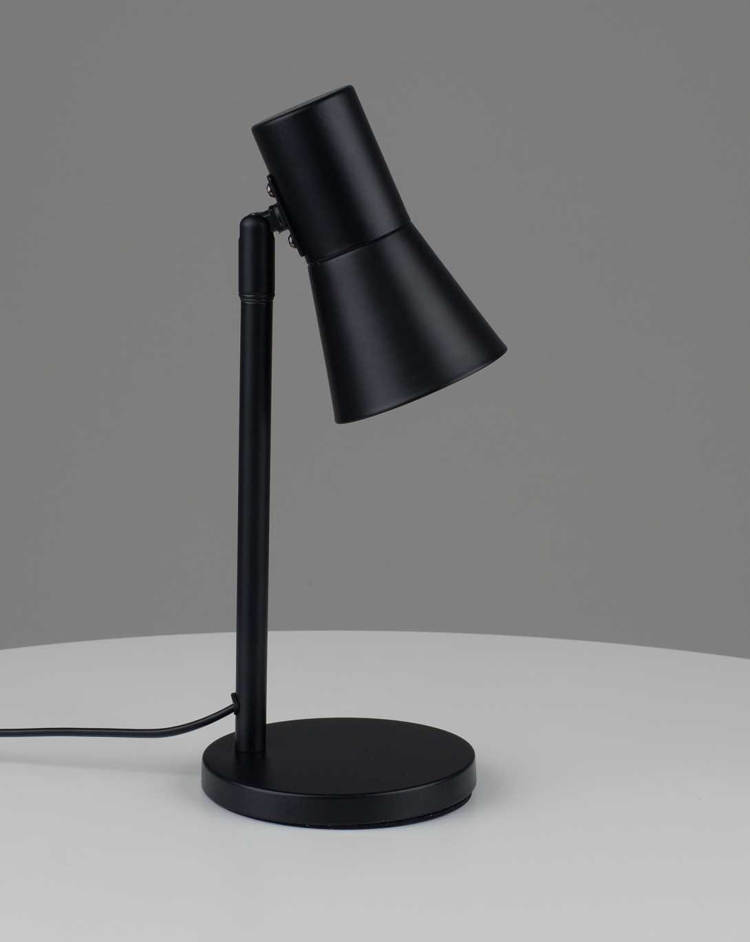 Лампа настольная Moderli Melro V11323-1T