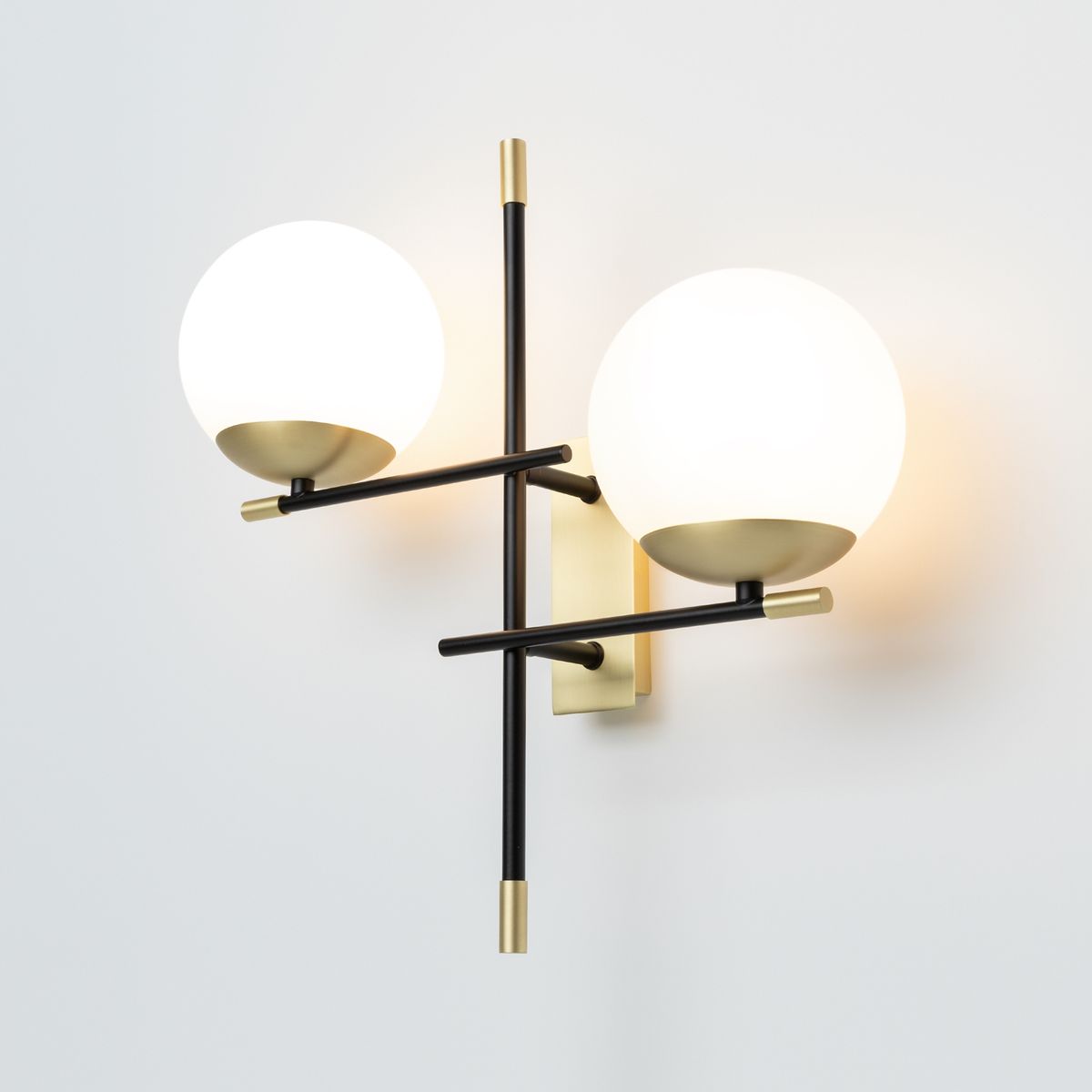 Бра Maytoni Nostalgia MOD048WL-02G