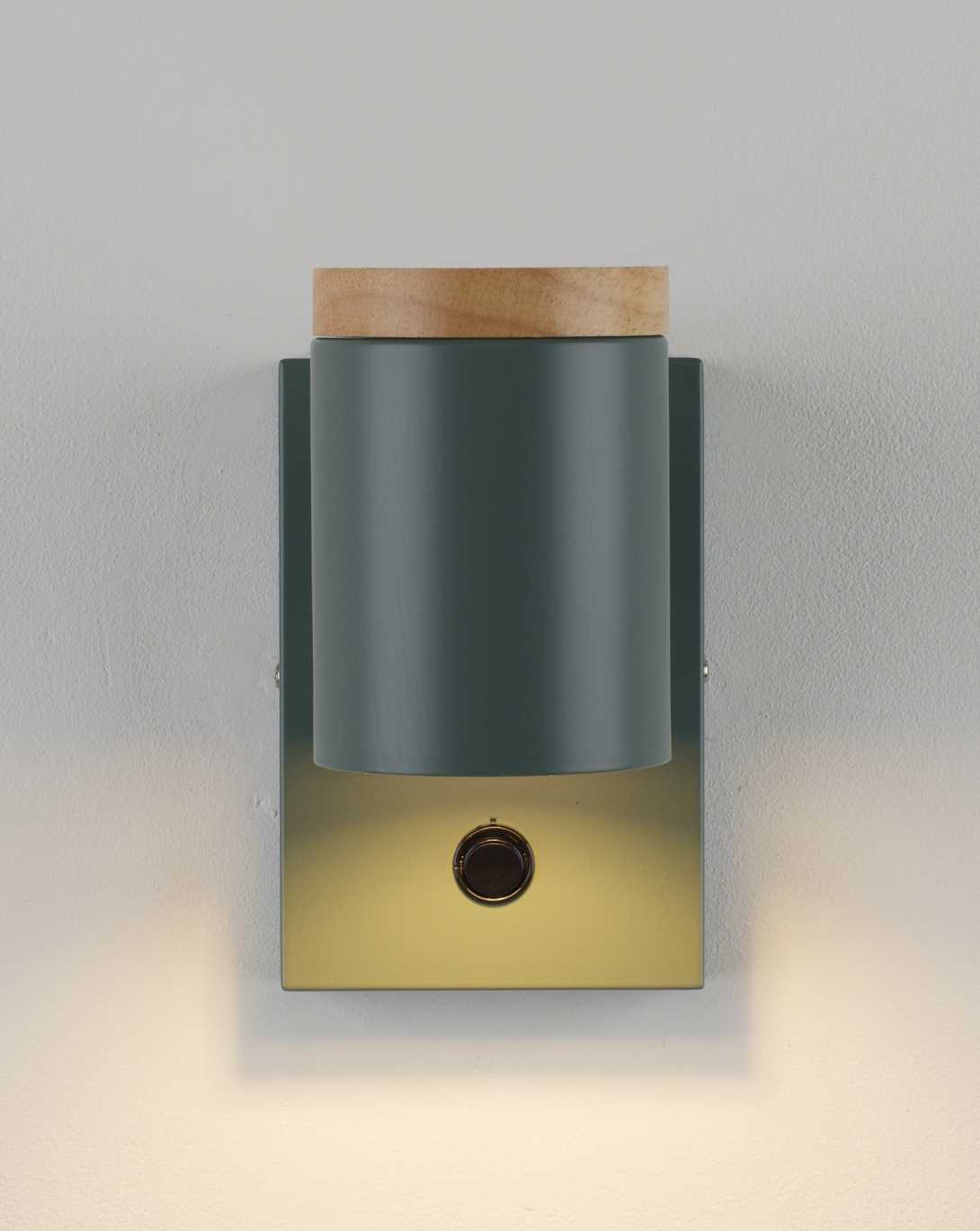 Светильник настенный Moderli Asheswood V11294-1W