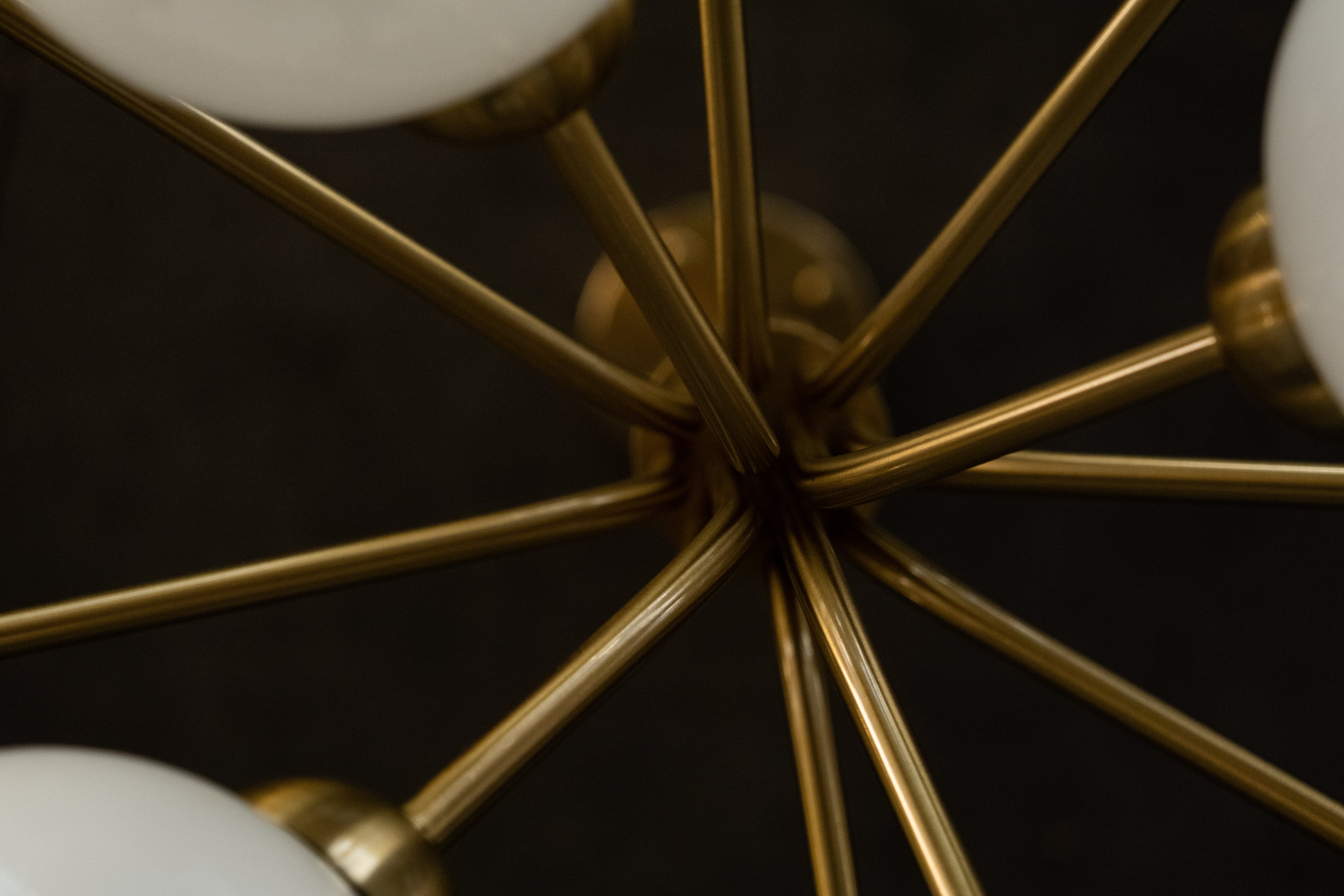 Люстра Milosh tendence 0856CL-18COP