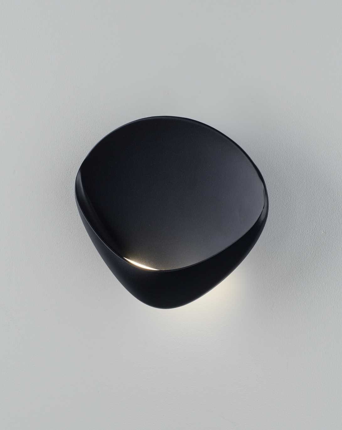 Светильник настенный светодиодный Moderli Kelly V11652-WL