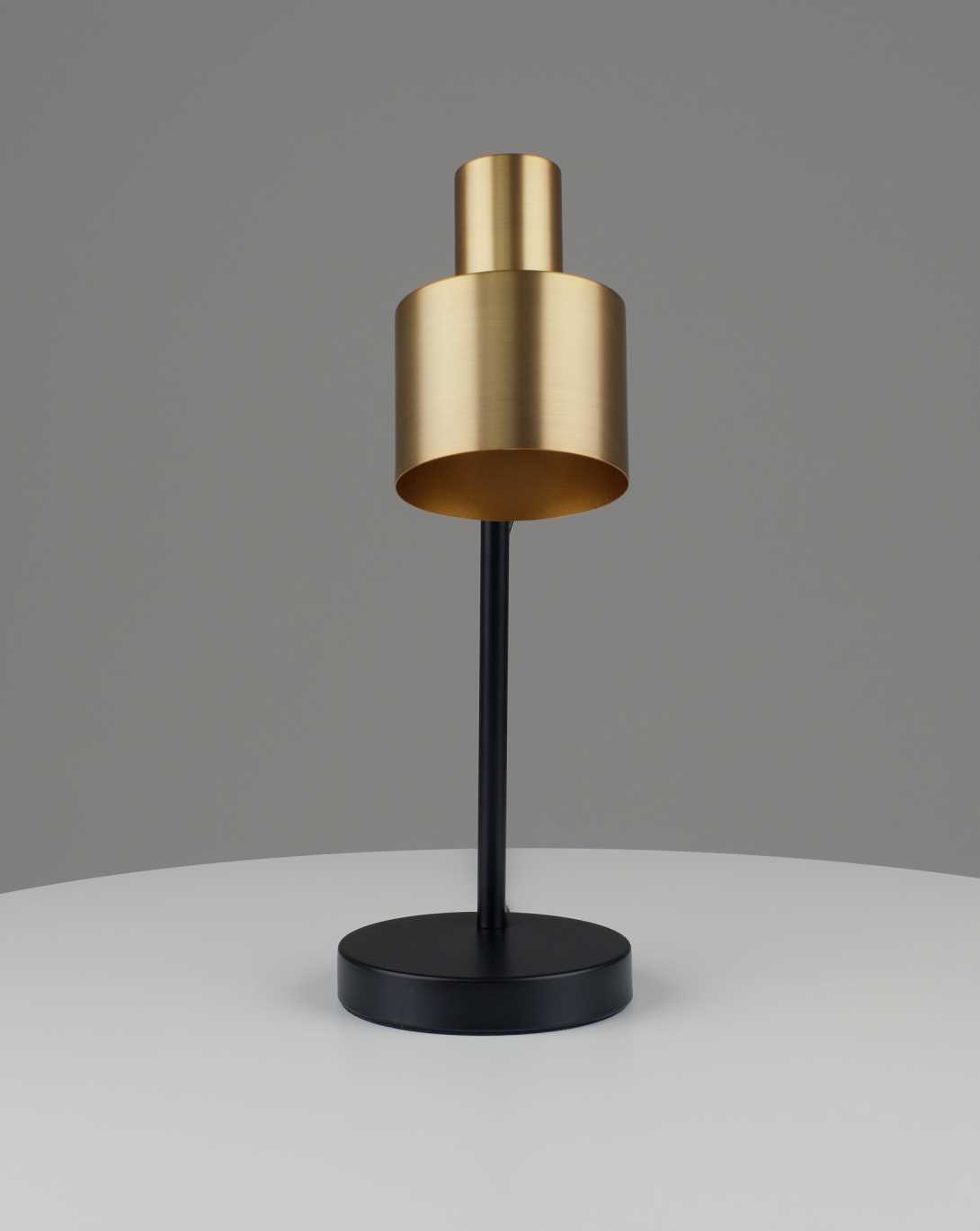 Лампа настольная Moderli Artis V11266-1T