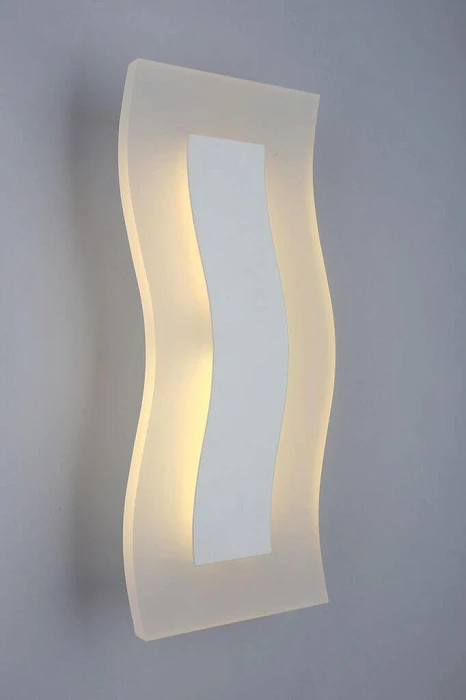 Настенный светильник Omnilux OML-42601-01