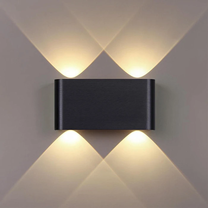 Настенный светильник Odeon Light Magnum Hightech 7191/4WL