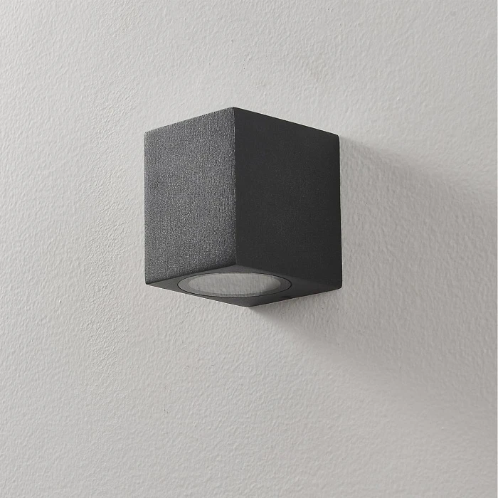 Настенный светильник Crystal Lux CLT 528W1 BL