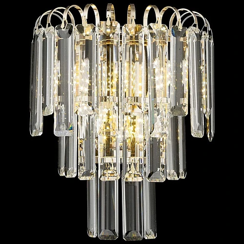 Настенный светильник Wertmark Krista WE130.03.301