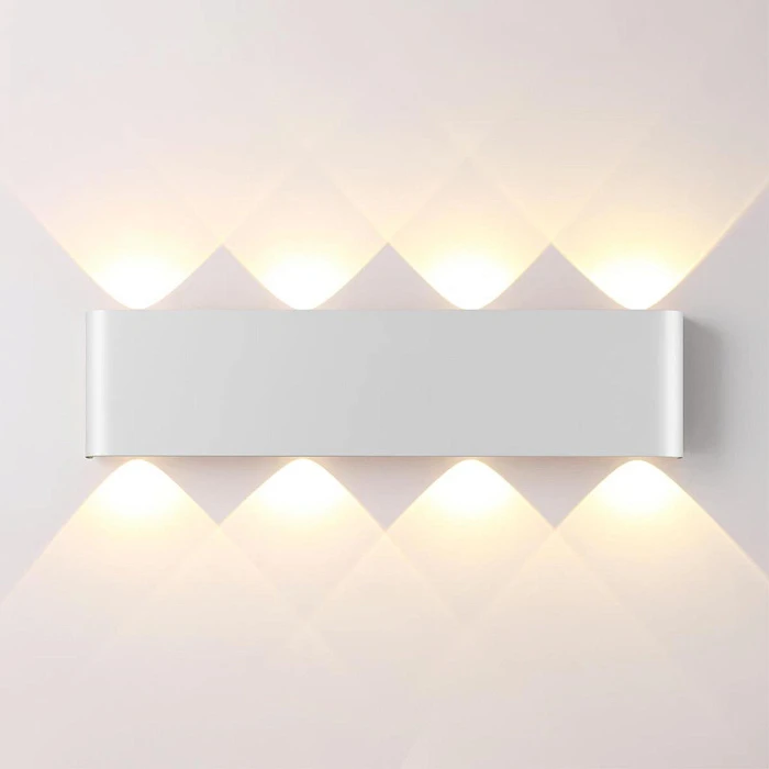 Настенный светильник Odeon Light Magnum Hightech 7192/8WL