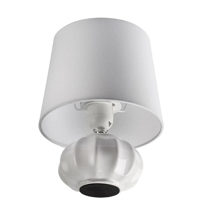 Настольная лампа Lumion Moderni Hama 8145/1T