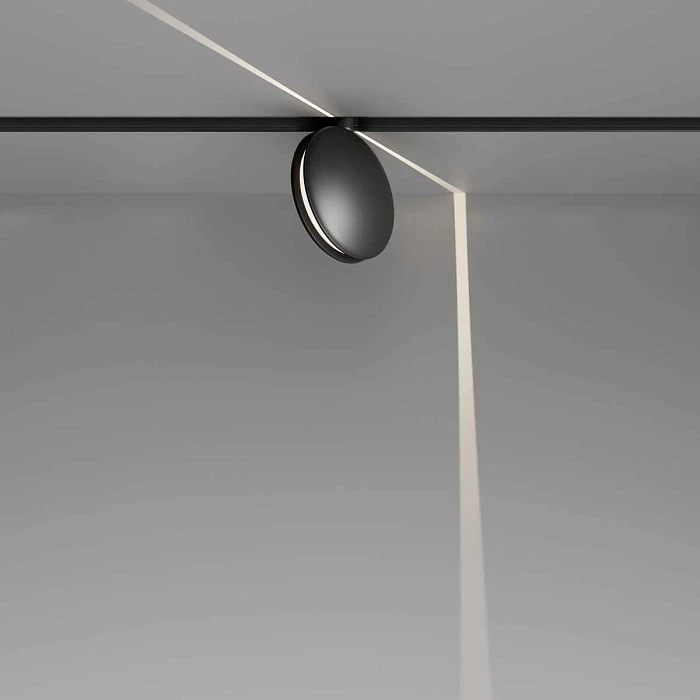 Трековый светодиодный светильник Maytoni Technical Magnetic Exility Outline TR090-2-6W4K-B