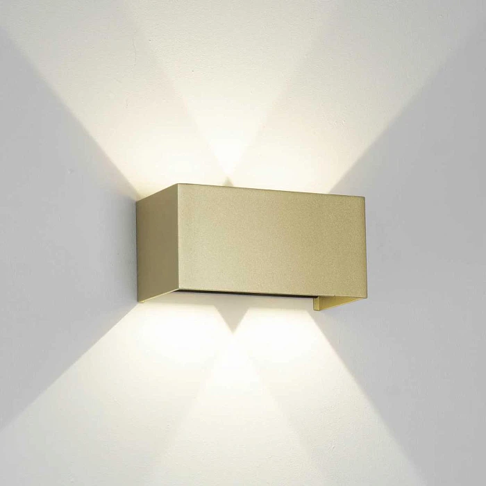 Настенный уличный светильник Mantra DAVOS 9227