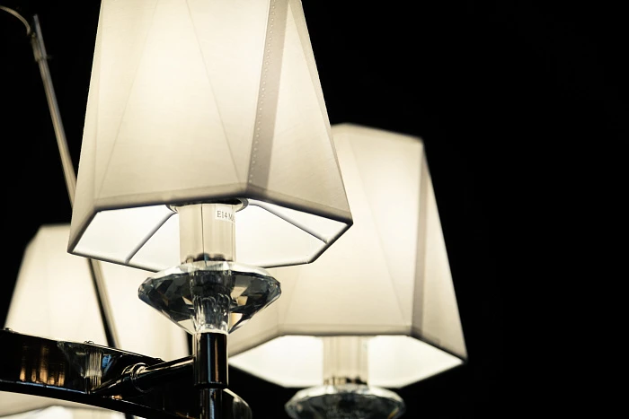 Люстра Milosh tendence 0926CL-8CH